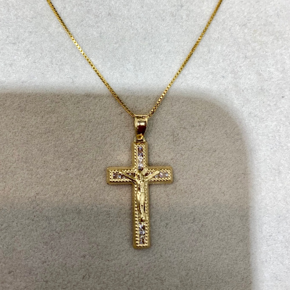 14K SOLID GOLD CROSS PENDANT